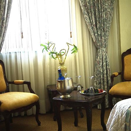 Gran Hotel Ambassador Cochabamba Buitenkant foto